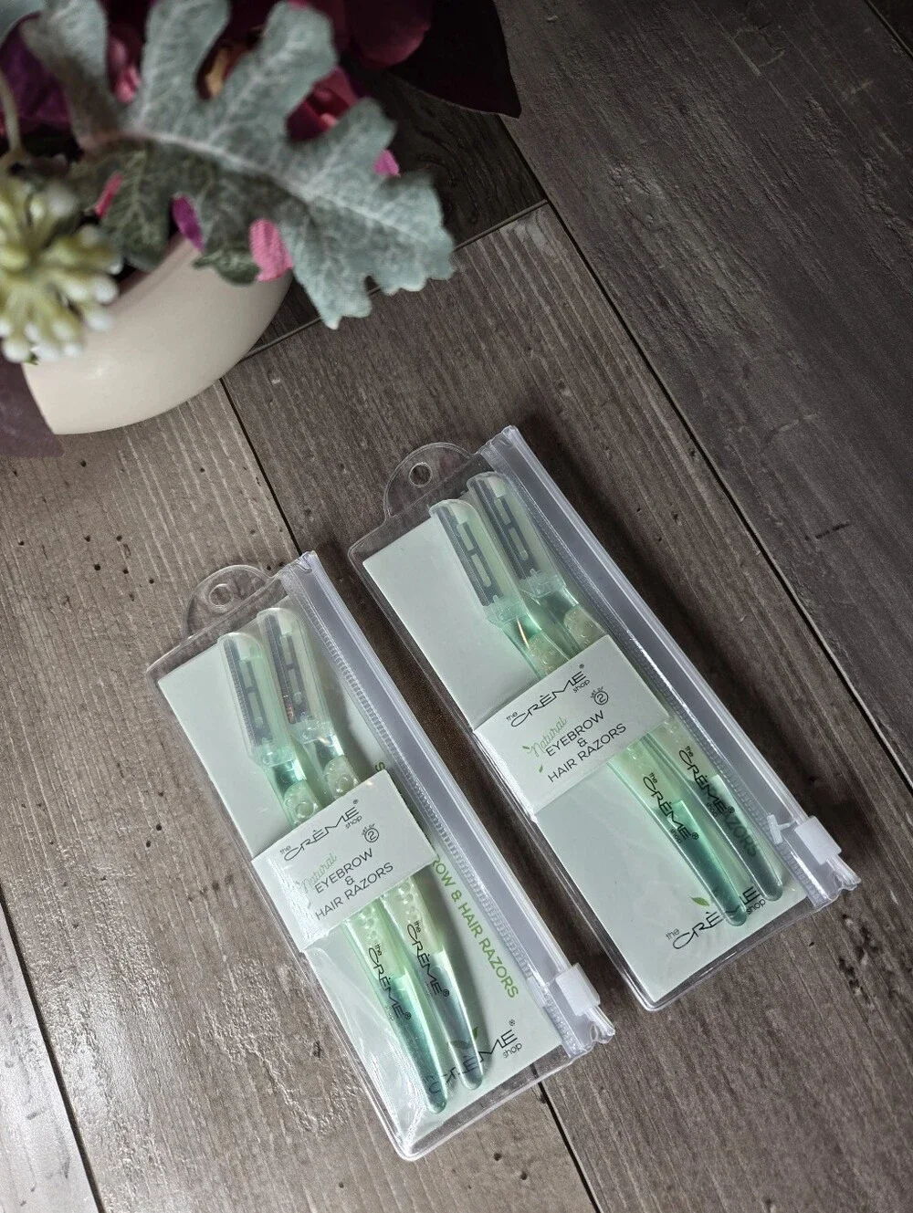 NWT The Crème Shop Mint Green Eyebrow & Hair Razors – 2 Pack (4 Total)